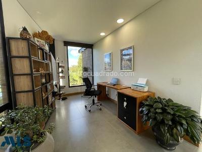 Casa de 5 alcobas en venta en Alto De Las Palmas, Envigado, 350 m² · foto 6 de 20