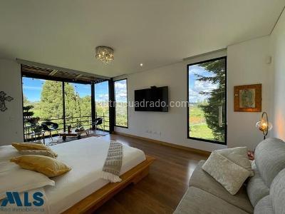 Casa de 5 alcobas en venta en Alto De Las Palmas, Envigado, 350 m² · foto 7 de 20
