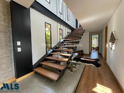 Casa de 5 alcobas en venta en Alto De Las Palmas, Envigado, 350 m² · foto 11 de 20