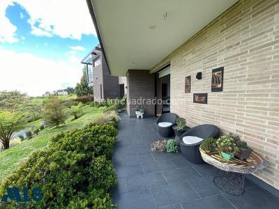 Casa de 5 alcobas en venta en Alto De Las Palmas, Envigado, 350 m² · foto 20 de 20