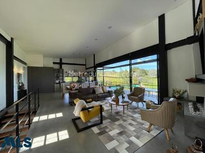Casa de 5 alcobas en venta en Alto De Las Palmas, Envigado, 350 m² · foto 5 de 20