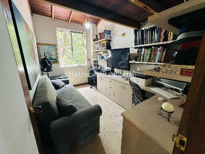 Casa de 5 alcobas en venta en El Campestre, Medellín, 220 m² · foto 10 de 20