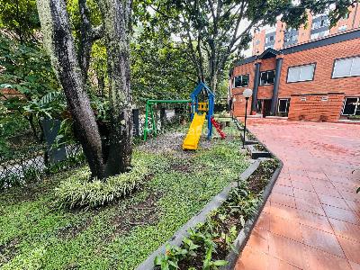 Casa de 5 alcobas en venta en El Campestre, Medellín, 220 m² · foto 20 de 20