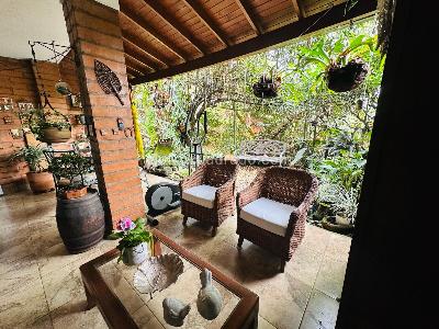 Casa de 5 alcobas en venta en El Campestre, Medellín, 220 m² · foto 3 de 20