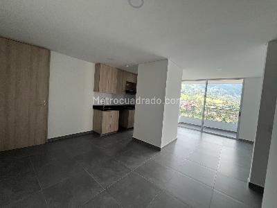 Apartamento de 2 alcobas en venta en La Doctora, Sabaneta, 70 m² · foto 4 de 20