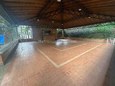 Casa de 4 alcobas en venta en Los Balsos, Medellín, 337 m² · foto 19 de 20