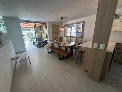 Casa de 4 alcobas en venta en Los Balsos, Medellín, 337 m² · foto 3 de 20