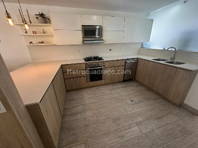 Casa de 4 alcobas en venta en Los Balsos, Medellín, 337 m² · foto 6 de 20