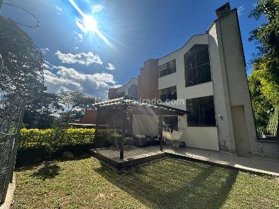 Casa de 4 alcobas en venta en Los Balsos, Medellín, 337 m² · foto 17 de 20