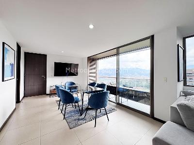 Apartamento en venta en Altos Del Poblado, Medellín · foto 8 de 20