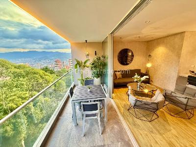 Apartamento en venta en Altos Del Poblado, Medellín · foto 2 de 12