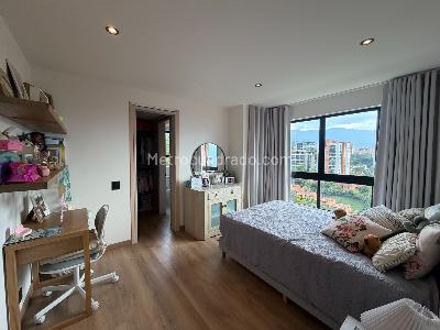 Apartamento de 4 alcobas en venta en Los Balsos No 1, Medellín, 294 m² · foto 9 de 12