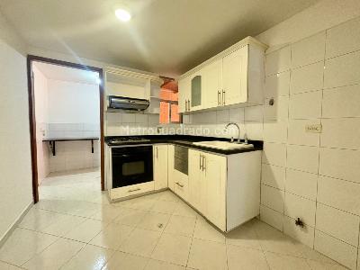 Apartamento en venta en Laureles, Medellín · foto 12 de 19