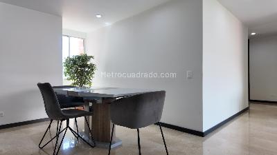 Apartamento en venta en Bosques De Zuniga, Envigado · foto 7 de 19
