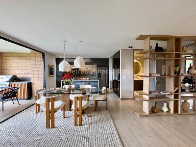 Apartamento de 3 alcobas en venta en Los Balsos No 1, Medellín, 146 m² · foto 3 de 19