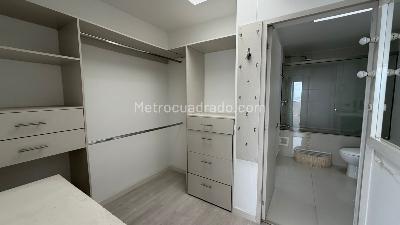 Apartamento de 4 alcobas en venta en El Poblado Oviedo, Medellín, 162 m² · foto 17 de 20