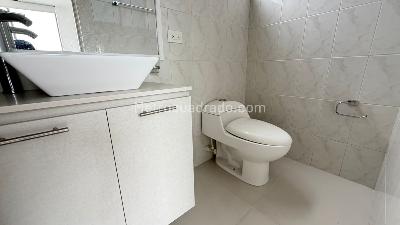 Apartamento de 4 alcobas en venta en El Poblado Oviedo, Medellín, 162 m² · foto 9 de 20