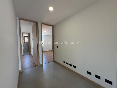 Apartamento de 3 alcobas en venta en La Castellana, Medellín, 107 m² · foto 10 de 20