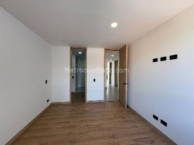 Apartamento de 3 alcobas en venta en La Castellana, Medellín, 107 m² · foto 13 de 20