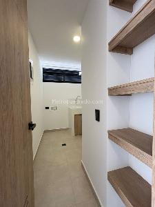 Apartamento de 3 alcobas en venta en La Castellana, Medellín, 107 m² · foto 7 de 20