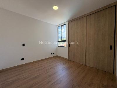 Apartamento de 3 alcobas en venta en La Castellana, Medellín, 107 m² · foto 9 de 20