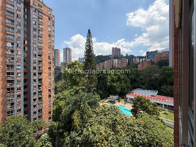 Apartamento de 3 alcobas en venta en El Poblado Castropol, Medellín, 117 m² · foto 5 de 16