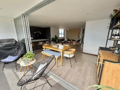 Apartamento de 2 alcobas en venta en Altos Del Poblado, Medellín, 87 m² · foto 3 de 20