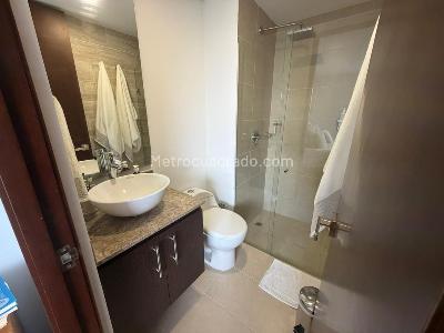 Apartamento de 2 alcobas en venta en Altos Del Poblado, Medellín, 87 m² · foto 17 de 20