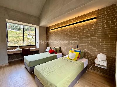 Casa de 3 alcobas en venta en Alto De Las Palmas, Envigado, 203 m² · foto 11 de 20