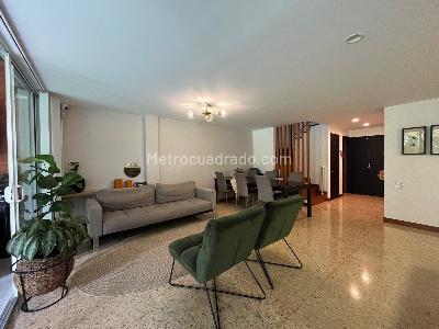 Casa de 3 alcobas en venta en Altos Del Poblado, Medellín, 180 m² · foto 6 de 20