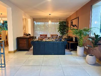 Apartamento en venta en El Poblado El Tesoro, Medellín · foto 16 de 17