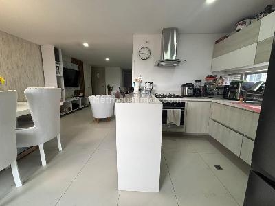 Apartamento de 3 alcobas en venta en Las Lomitas, Sabaneta, 100 m² · foto 10 de 18