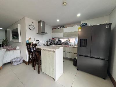 Apartamento de 3 alcobas en venta en Las Lomitas, Sabaneta, 100 m² · foto 7 de 18