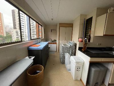 Apartamento en venta en Castropol, Medellín · foto 10 de 19