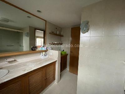 Apartamento en venta en Castropol, Medellín · foto 16 de 19