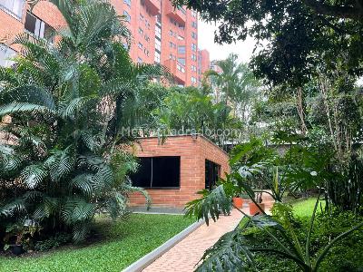Apartamento en venta en Castropol, Medellín · foto 3 de 19