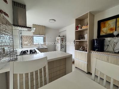Apartamento en venta en Loma De Las Brujas, Envigado · foto 15 de 19