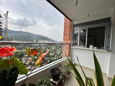 Apartamento en venta en Loma De Las Brujas, Envigado · foto 2 de 19