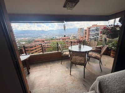 Apartamento de 3 alcobas en venta en El Poblado Castropol, Medellín, 224 m² · foto 2 de 20