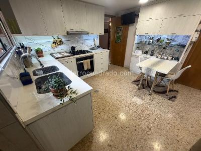 Apartamento de 3 alcobas en venta en El Poblado Castropol, Medellín, 224 m² · foto 8 de 20