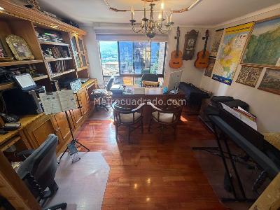 Apartamento de 3 alcobas en venta en El Poblado Castropol, Medellín, 224 m² · foto 10 de 20