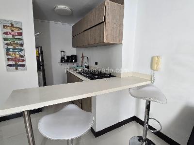 Apartamento de 2 alcobas en venta en Laureles, Medellín, 49 m² · foto 2 de 10
