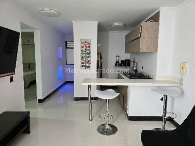 Apartamento de 2 alcobas en venta en Laureles, Medellín, 49 m² · foto 3 de 10