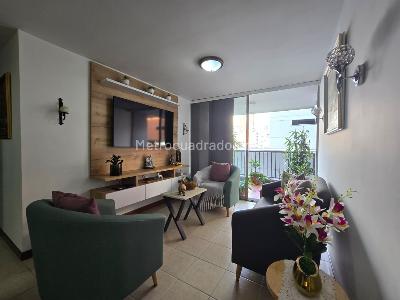Apartamento en venta en Prados De Sabaneta, Sabaneta · foto 4 de 20