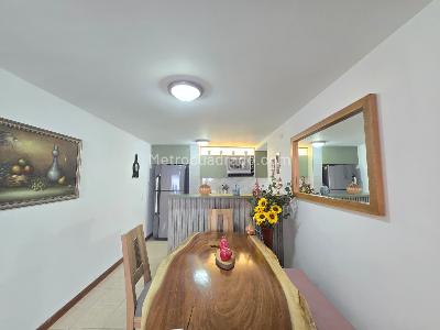 Apartamento en venta en Prados De Sabaneta, Sabaneta · foto 5 de 20