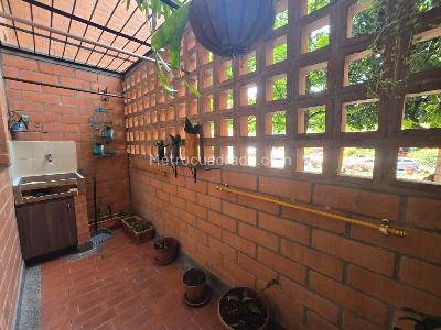 Apartamento en venta en Prados De Sabaneta, Sabaneta · foto 9 de 20