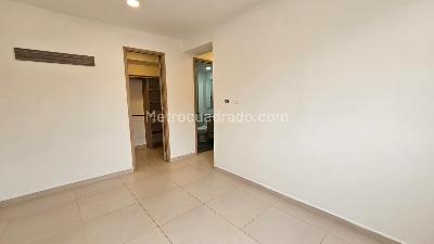 Apartamento de 3 alcobas en venta en Bello, Bello, 78 m² · foto 14 de 20