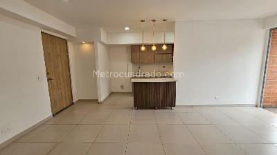 Apartamento de 3 alcobas en venta en Bello, Bello, 78 m² · foto 2 de 20