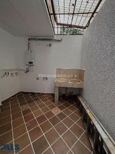 Casa de 5 alcobas en venta en El Salado, Envigado, 400 m² · foto 5 de 16