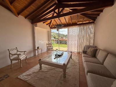 Casa de 4 alcobas en venta en Alto Del Escobero, Envigado, 977 m² · foto 4 de 16